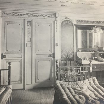 Luxe Cabin Louis XVI